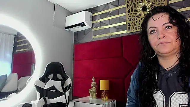 hanny milf online show from 06/30/26, 11:55