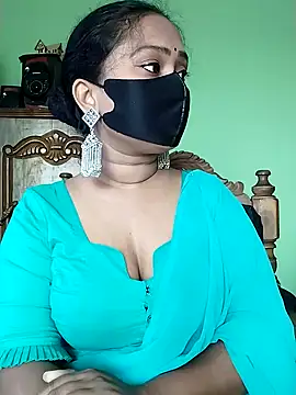 Idhika Paul online show from 02/27/25, 07:23