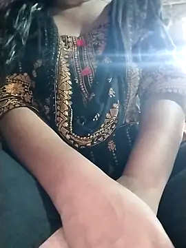 Idhika Paul online show from 10/24/25, 07:49