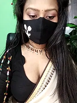 Idhika Paul online show from 01/06/26, 12:47