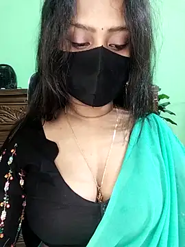 Idhika Paul online show from 03/22/26, 09:34