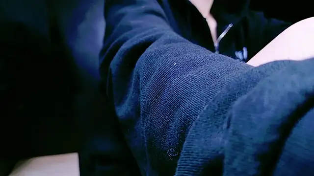 Snapshot of ranran_ch chatting on 12/24/24, 09:39 ranran ch online show from 12/24/24, 09:39