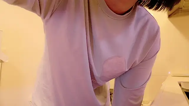 Snapshot of ranran_ch chatting on 03/22/25, 02:48 ranran ch online show from 03/22/25, 02:48