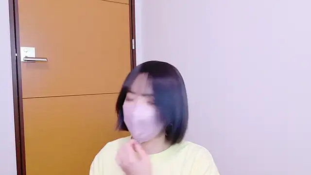 Snapshot of ranran_ch chatting on 03/23/25, 03:21 ranran ch online show from 03/23/25, 03:21