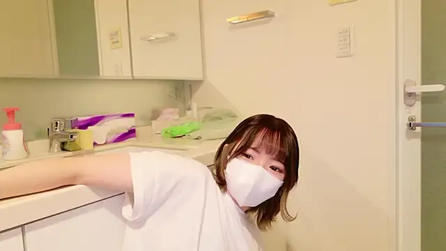 Snapshot of ranran_ch chatting on 10/13/25, 05:29 ranran ch online show from 10/13/25, 05:29