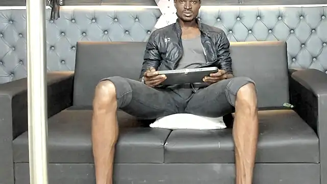 Snapshot of Terrance_z chatting on 09/14/25, 07:57 Terrance z online show from 09/14/25, 07:57