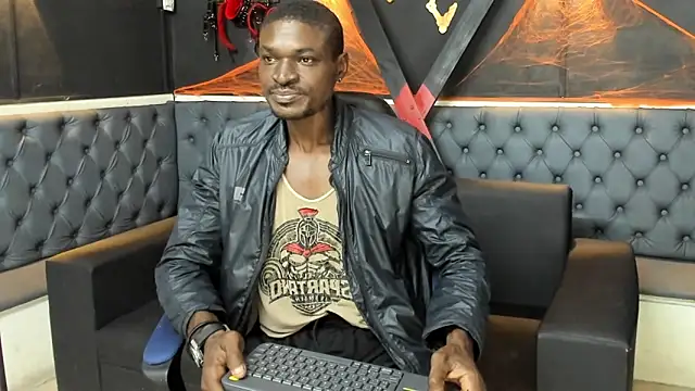Snapshot of Terrance_z chatting on 10/19/25, 08:42 Terrance z online show from 10/19/25, 08:42