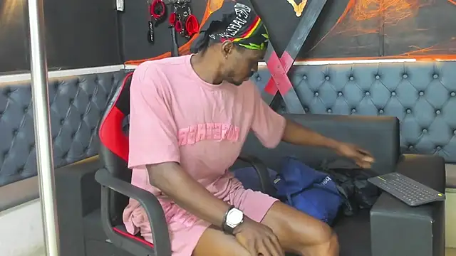 Terrance z online show from 10/27/25, 07:51