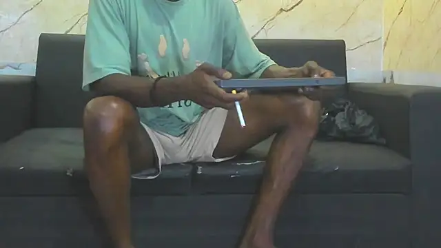 Snapshot of Terrance_z chatting on 12/22/25, 07:44 Terrance z online show from 12/22/25, 07:44