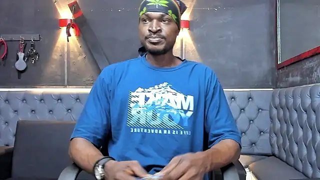 Snapshot of Terrance_z chatting on 01/18/26, 07:17 Terrance z online show from 01/18/26, 07:17