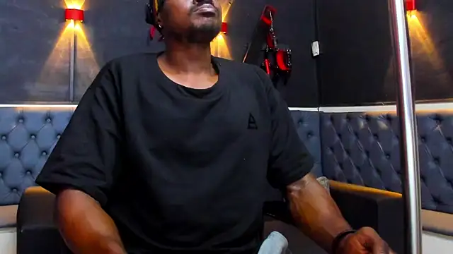 Snapshot of Terrance_z chatting on 02/01/26, 07:45 Terrance z online show from 02/01/26, 07:45