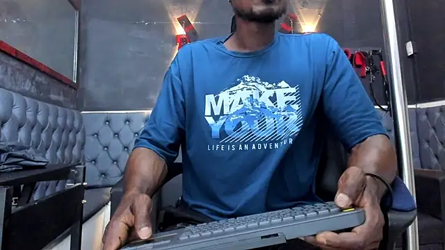 Snapshot of Terrance_z chatting on 02/02/26, 08:07 Terrance z online show from 02/02/26, 08:07