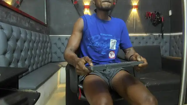 Snapshot of Terrance_z chatting on 02/21/26, 06:20 Terrance z online show from 02/21/26, 06:20