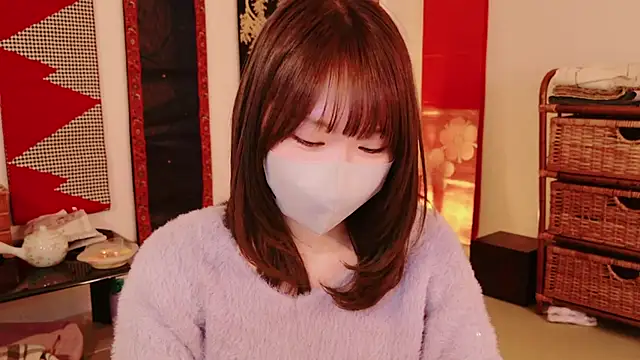 Snapshot of Yui-Ch chatting on 01/08/25, 01:20 Yui-Ch online show from 01/08/25, 01:20
