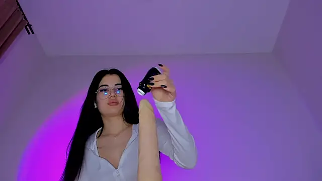 maakimo online show from 04/01/26, 02:34