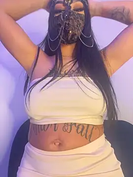 kamila french online show from 03/17/26, 10:02