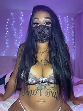 kamila french online show from 07/24/26, 10:41