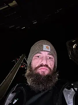 Snapshot of Armyexhibitionistvet chatting on 10/30/25, 04:36 Armyexhibitionistvet online show from 10/30/25, 04:36