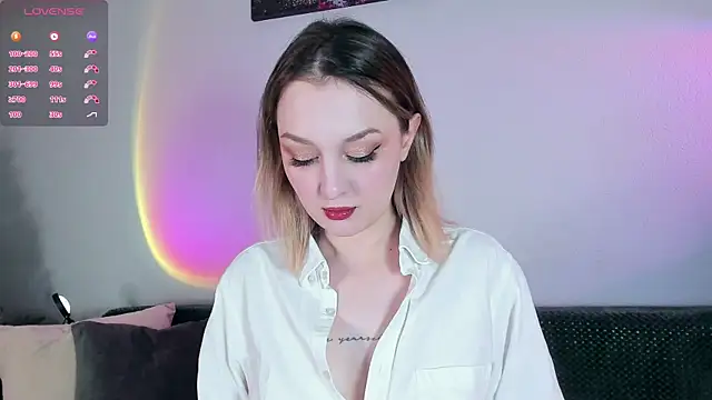 CrystalRey online show from 12/18/25, 01:39