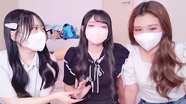 Snapshot of nathi_ko_xo chatting on 09/28/25, 05:24 nathi ko xo online show from 09/28/25, 05:24