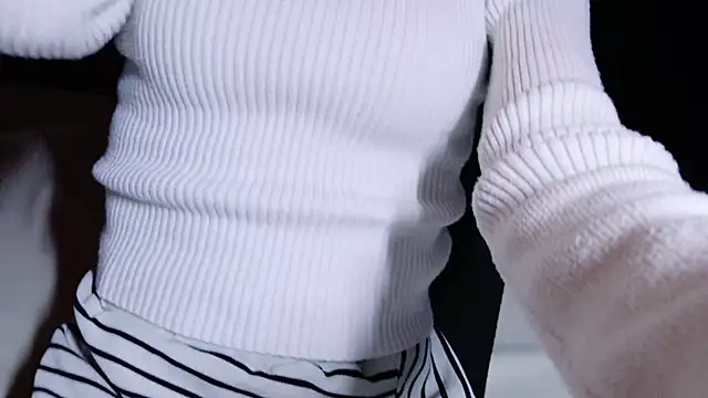 sayaka xo online show from 12/28/24, 10:25