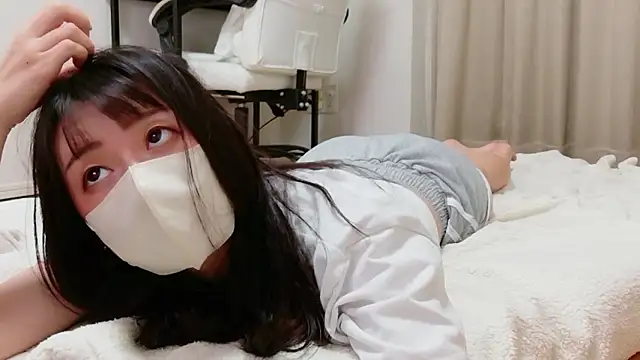 Snapshot of ayu_yu_xo chatting on 06/18/26, 10:52 ayu yu xo online show from 06/18/26, 10:52