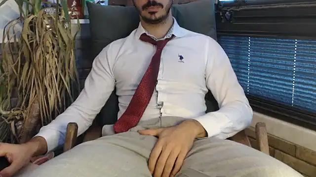 Snapshot of Naughtb0y chatting on 02/26/25, 12:03 Naughtb0y online show from 02/26/25, 12:03