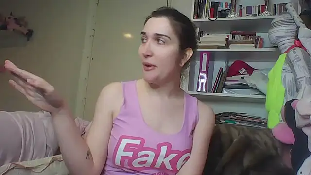 Icy  Diamond online show from 11/21/25, 04:38