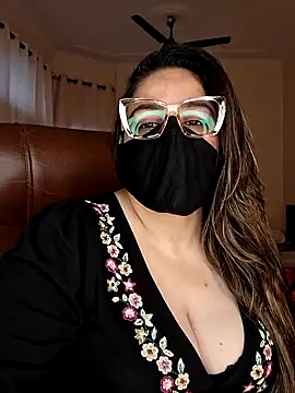 Snapshot of SEXY-Sardarni chatting on 12/24/24, 09:39 SEXY-Sardarni online show from 12/24/24, 09:39