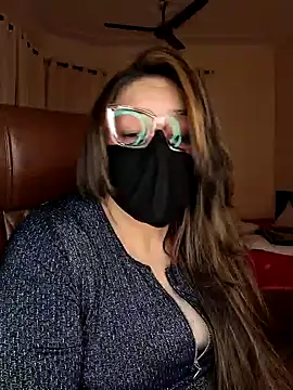 Snapshot of SEXY-Sardarni chatting on 01/25/25, 03:09 SEXY-Sardarni online show from 01/25/25, 03:09