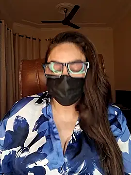 Snapshot of SEXY-Sardarni chatting on 12/15/25, 03:49 SEXY-Sardarni online show from 12/15/25, 03:49