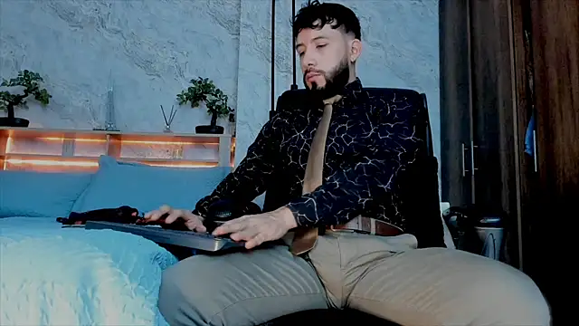 bruno woods online show from 12/06/24, 01:51