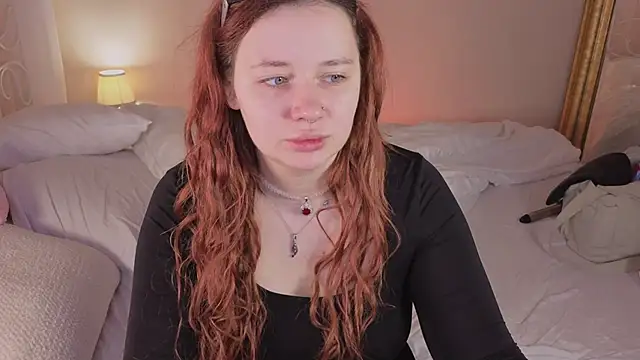 carolina elf online show from 11/12/25, 12:38