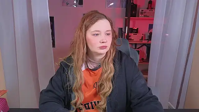 carolina elf online show from 02/18/26, 05:14