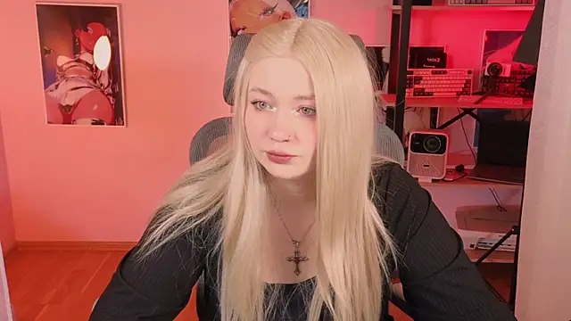 carolina elf online show from 04/07/26, 05:19