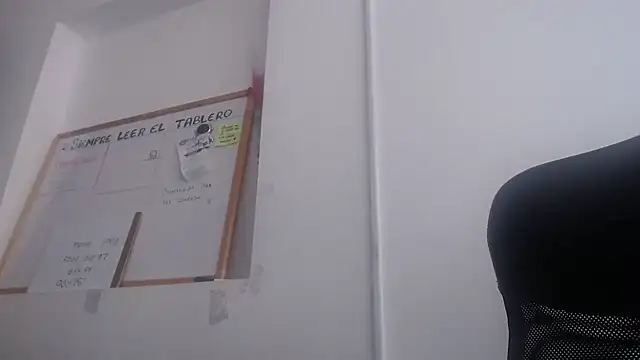 Snapshot of Siren_Indira chatting on 03/08/25, 07:42 Siren Indira online show from 03/08/25, 07:42