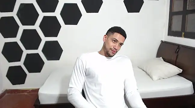 Jhors  Collens online show from 01/23/25, 04:19