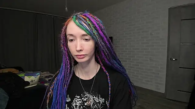 Roxy Silver online show from 12/18/24, 02:53