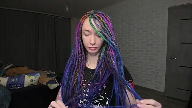 Roxy Silver online show from 12/19/24, 06:56