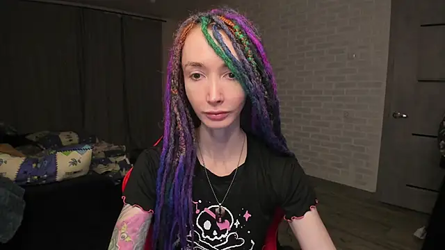 Roxy Silver online show from 12/27/24, 10:59