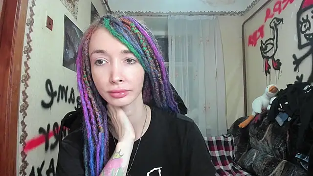 Roxy Silver online show from 12/30/24, 07:42