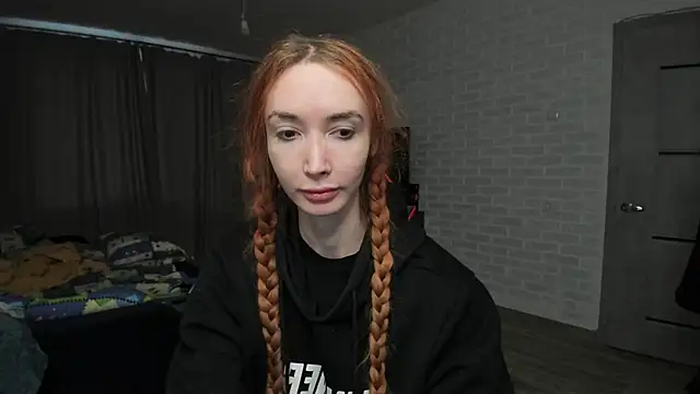 Roxy Silver online show from 02/26/25, 04:58