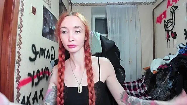 Roxy Silver online show from 10/11/25, 09:35