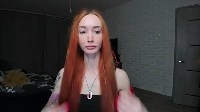 Roxy Silver online show from 10/25/25, 09:09