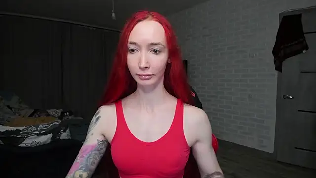 Snapshot of Roxy_Silver chatting on 02/26/26, 03:44 Roxy Silver online show from 02/26/26, 03:44