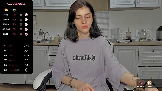 Snapshot of broosnica1 chatting on 12/26/24, 06:52 broosnica1 online show from 12/26/24, 06:52