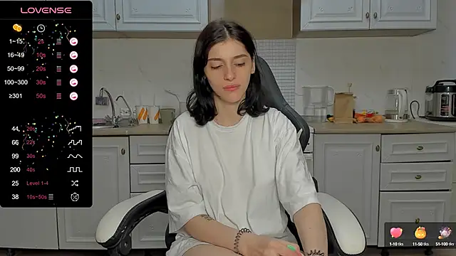 Snapshot of broosnica1 chatting on 12/30/24, 12:09 broosnica1 online show from 12/30/24, 12:09