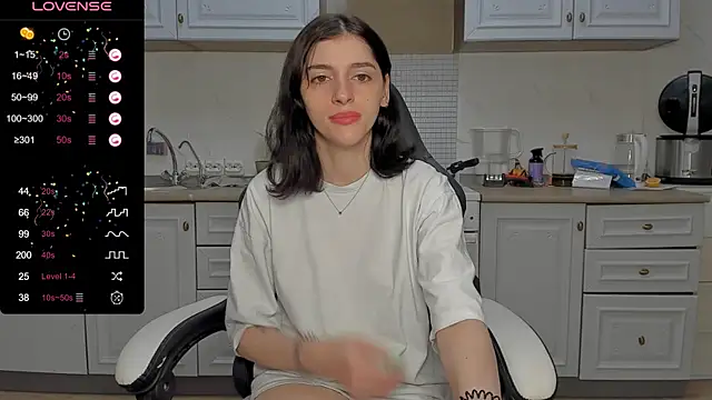 Snapshot of broosnica1 chatting on 01/10/25, 12:36 broosnica1 online show from 01/10/25, 12:36