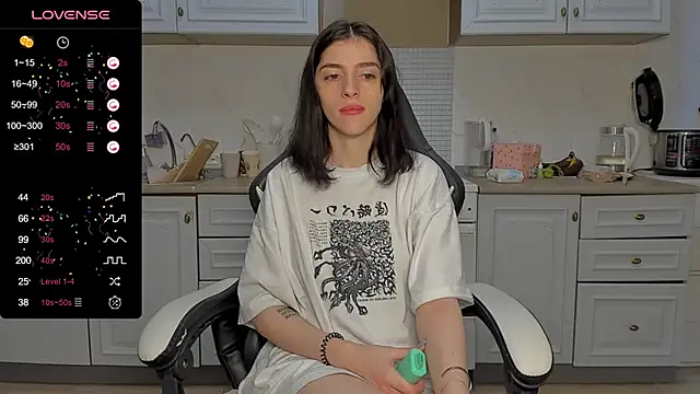 Snapshot of broosnica1 chatting on 02/19/25, 10:01 broosnica1 online show from 02/19/25, 10:01