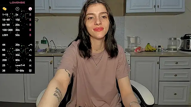 Snapshot of broosnica1 chatting on 03/16/25, 08:54 broosnica1 online show from 03/16/25, 08:54